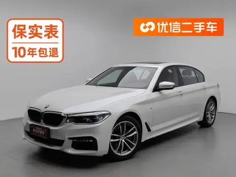 BMW 5 Series 2018 — фото 1