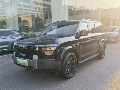 BYD Leopard 钛7 PHEV 2025