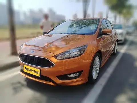 Ford Focus 2017 — фото 1