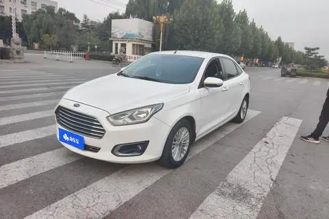 Ford Escort 2015