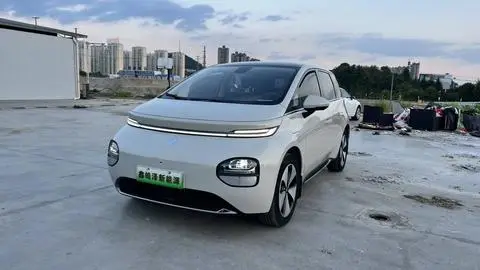 Baojun 云朵 2023