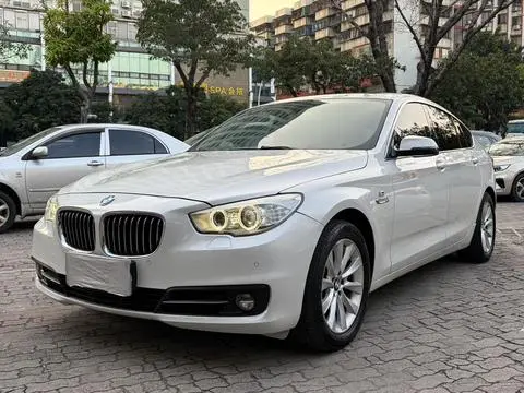 BMW 5 Series GT 2015