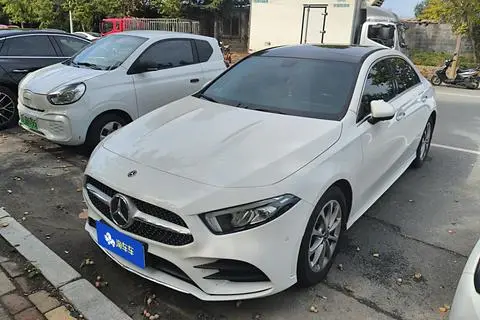 Mercedes-Benz A-Class 2021 — фото 1