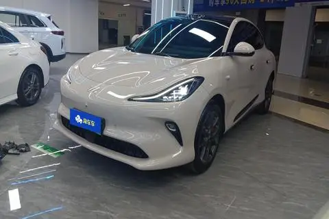 IM Motors 智己LS6 2025