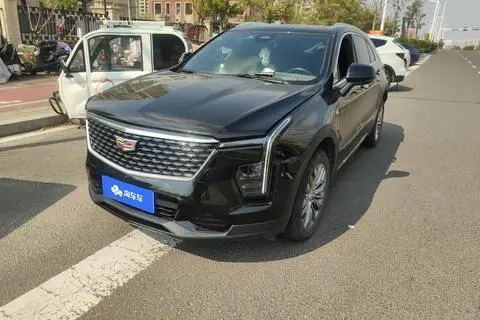 Cadillac XT4 2024 — фото 1