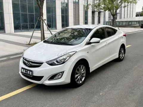 Hyundai Elantra Langdong 2015
