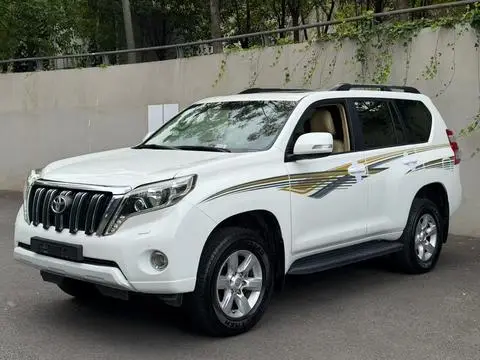 Toyota Prado 2016 — фото 1
