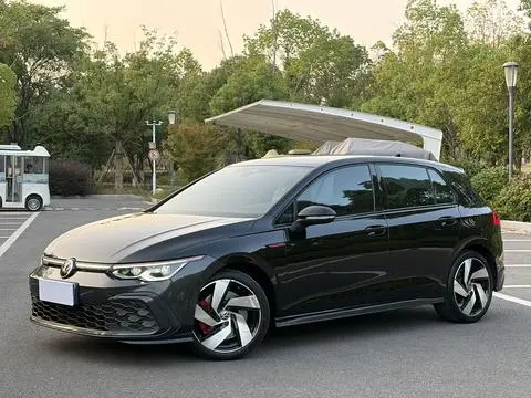 Volkswagen GolfGTI 2021