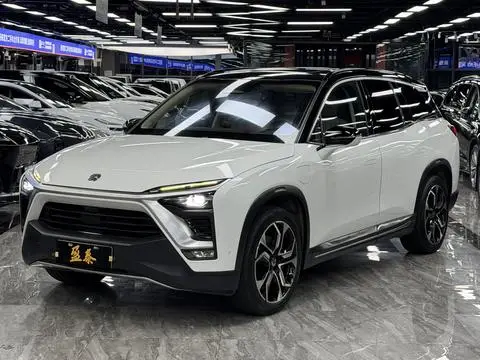 NIO ES8 2018