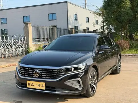 Volkswagen Passat 2024