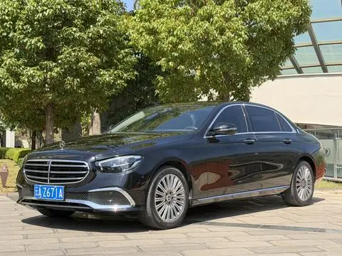 Mercedes-Benz E-Class 2022