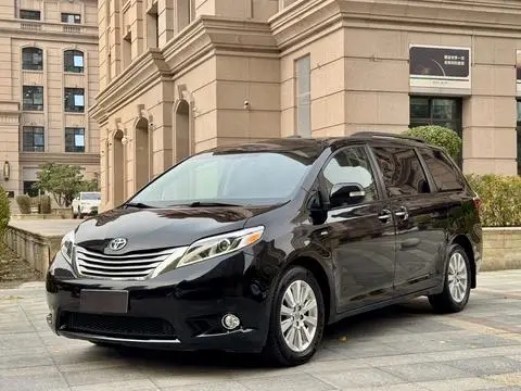 Toyota SIENNA 2016