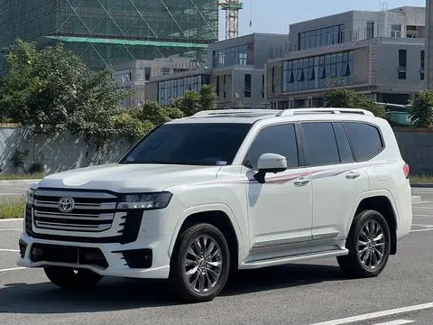 Toyota Land Cruiser 2024