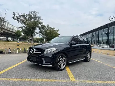 Mercedes-Benz GLE 2016