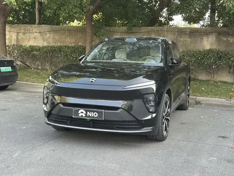 NIO ES8 2023