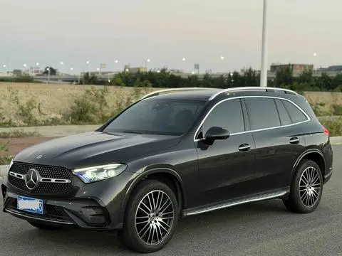 Mercedes-Benz GLC 2023