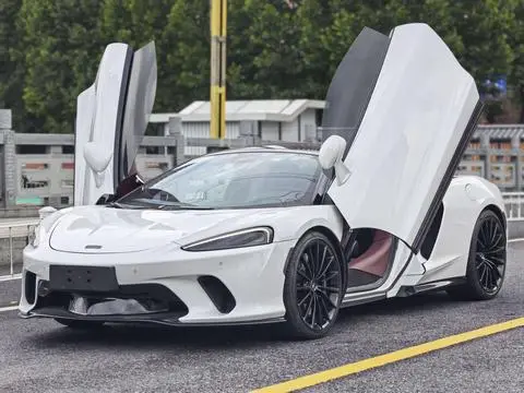 McLaren GT 2019