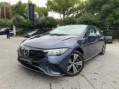 Mercedes-Benz EQE 2025