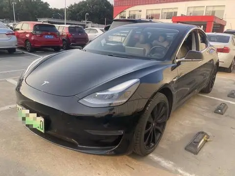 Tesla Model 3 2020