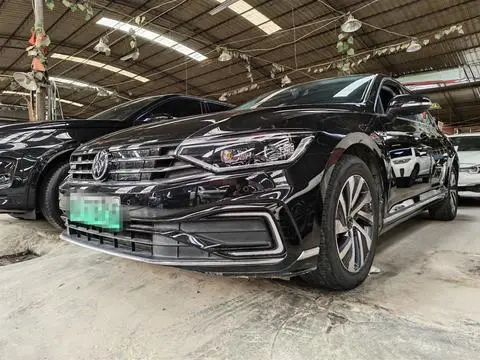 Volkswagen MagotanPHEV 2022