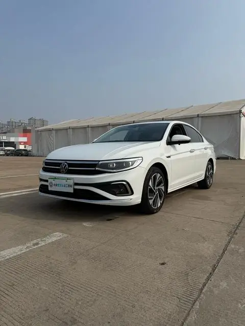 Volkswagen Bora 2023