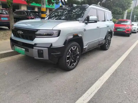 BYD Leopard 8 2025