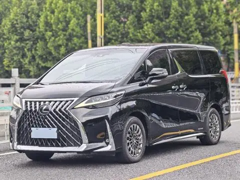 Lexus LM 2020