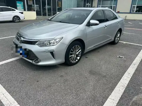 Toyota Camry 2016