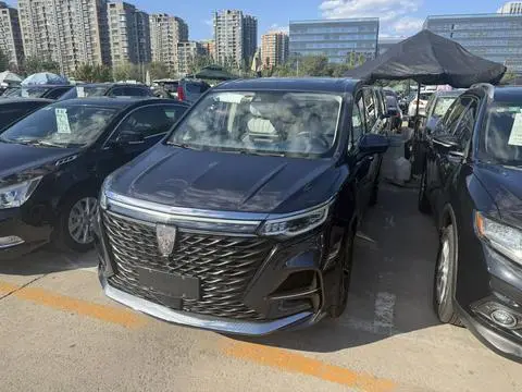 Roewe iMAX8 2021