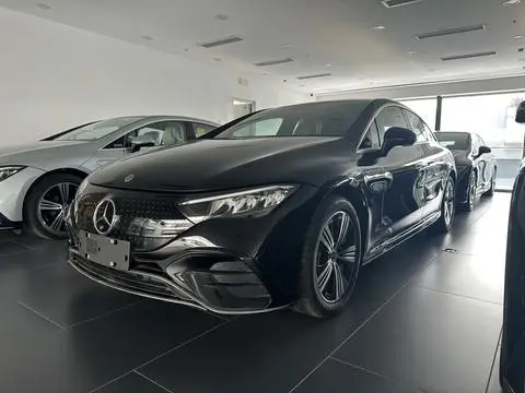 Mercedes-Benz EQE 2025