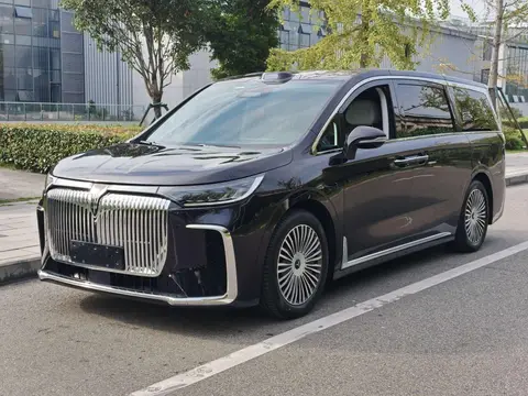 Voyah Dream 2025