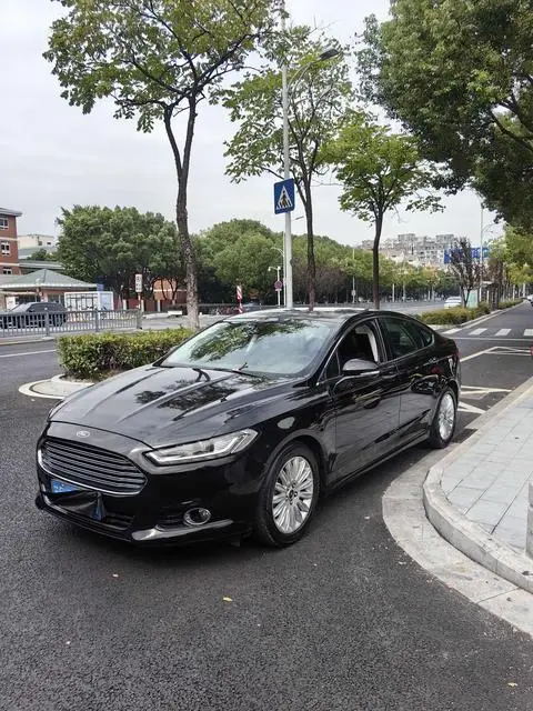 Ford Mondeo 2013