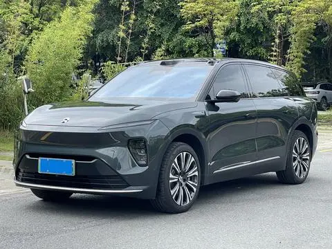 NIO ES8 2023