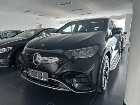 Mercedes-Benz EQE SUV 2024