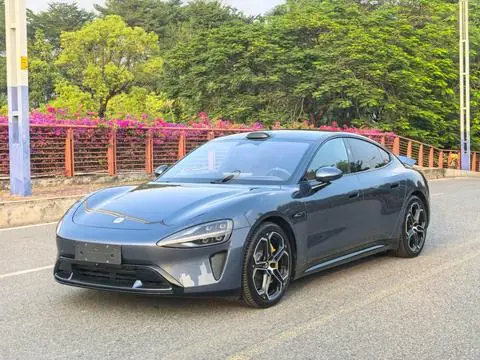 Xiaomi 小米SU7 2024