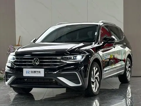 Volkswagen Tiguan L 2022