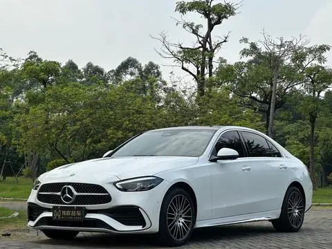 Mercedes-Benz C-Class 2025