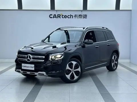 Mercedes-Benz GLB 2023