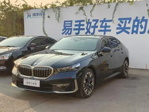 BMW 5 Series 2024
