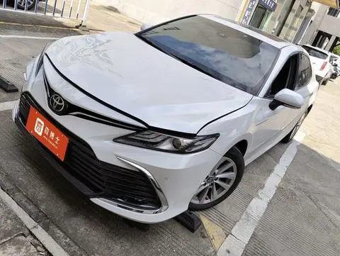 Toyota Camry 2021