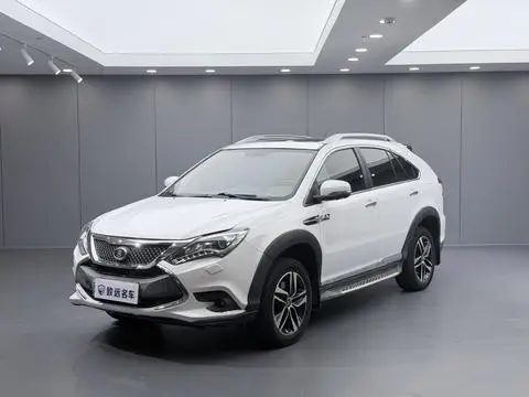 BYD Tang DM 2015
