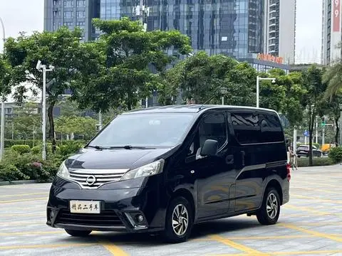 Nissan NV200 2016
