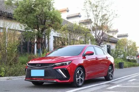 Geely Emgrand L 2022