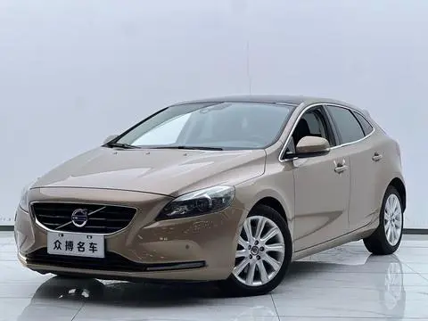 Volvo V40 2014
