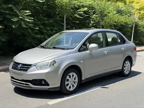 Venucia D50 2016