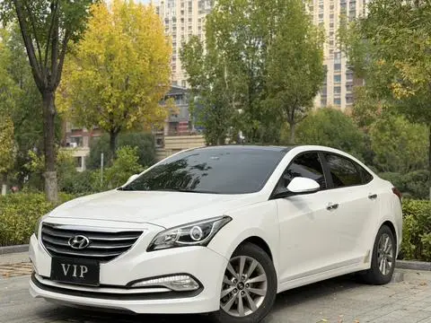 Hyundai Mistra 2014