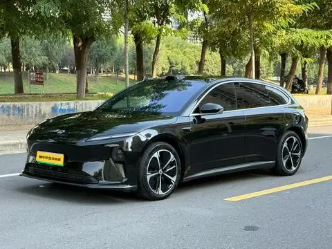 NIO ET5T 2025