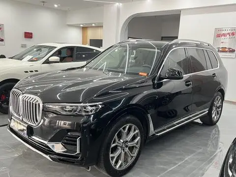 BMW X7 2021