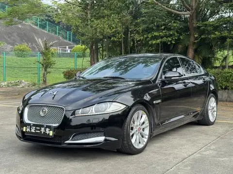 Jaguar XF 2015