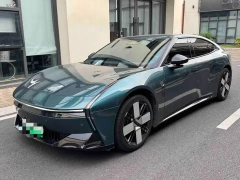 XPeng 小鹏P7 2025